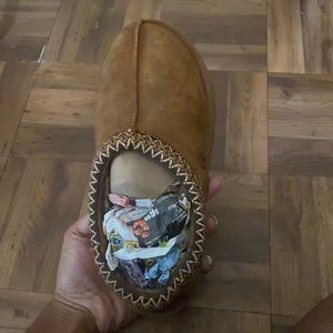 slipper UGGS brown